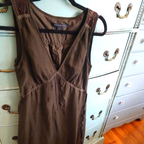 Banana Republic Olive Green Velvet Trim Cottagecore Dress Size 2 - Picture 1 of 6